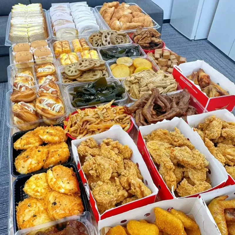 तुओयुआन मेटल येथे एक विश्रांतीचा क्षण तुओयुआन मेटल येथे एक विश्रांतीचा क्षण